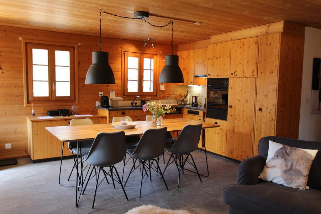 Ferienwohnung La Boutique Rossinière Exterior foto