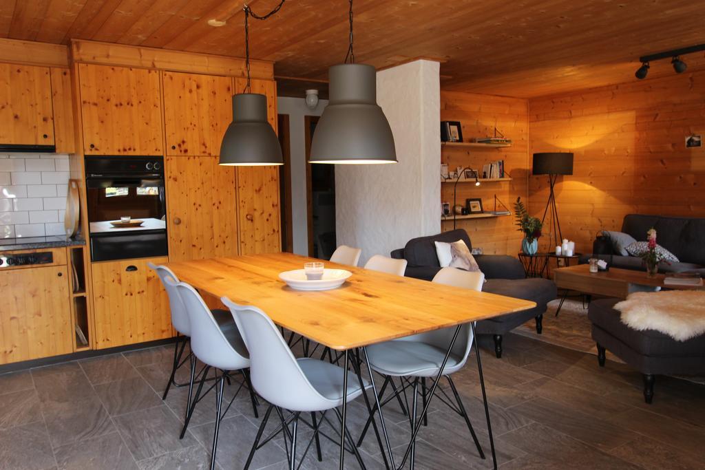 Ferienwohnung La Boutique Rossinière Exterior foto